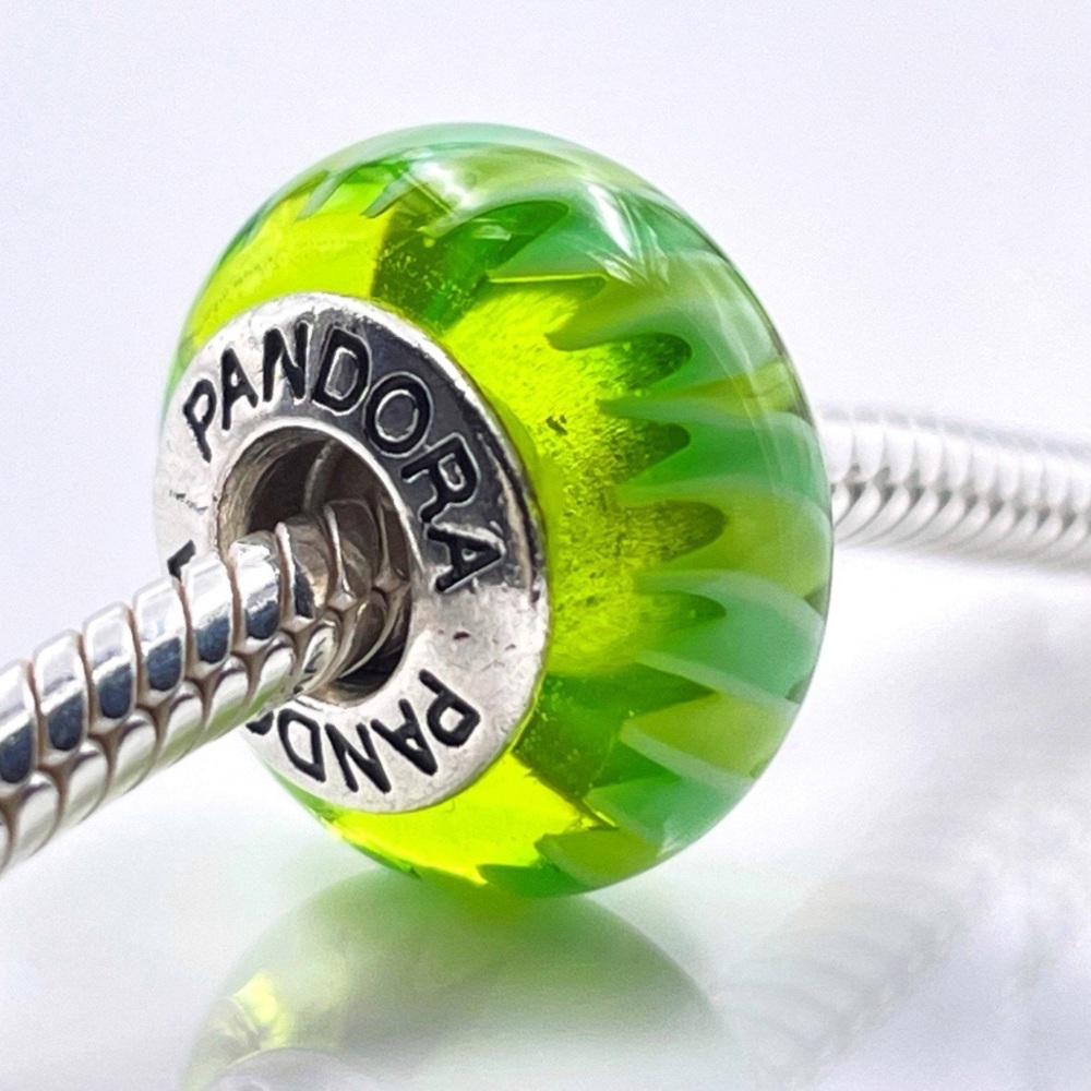 PANDORA Green Murano ZigZag Charm #790616 Retired